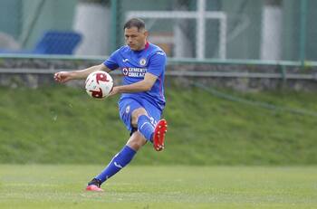 Cruz Azul podría perder estrella en mercado de fichajes