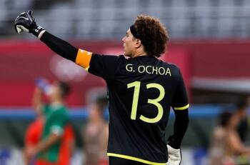 Video: Guillermo Ochoa se conmueve hasta las lagrimas en Tokio 2020