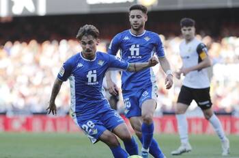 Real Betis goleó al Valencia sin la presencia de Andrés Guardado y Diego Lainez