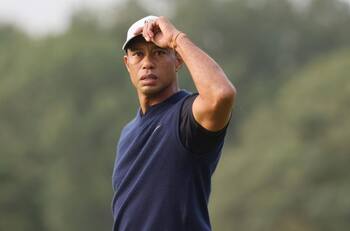 Tiger Woods trabaja para volver al golf tras accidente