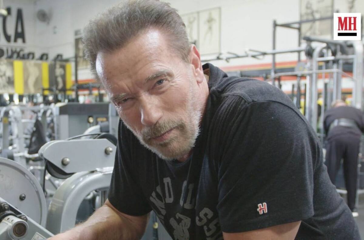 Arnold Schwarzenegger muestra la rutina de ejercicios que hace a sus 74 años