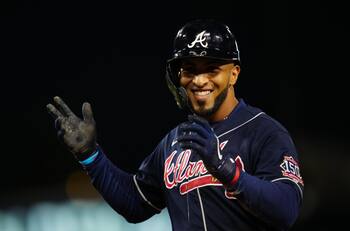 Otro descalabro de Urías y Los Dodgers: Atlanta está a un triunfo de la Serie Mundial