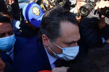 Dictan prisión preventiva a Emilio Lozoya por el caso Agronitrogenados