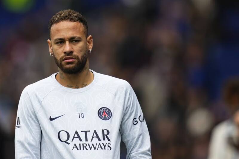 tiene contrato hasta 2027 en el PSG