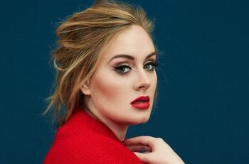 Adele admite que su nuevo disco es una carta dedicada a su hijo para contarle quién es