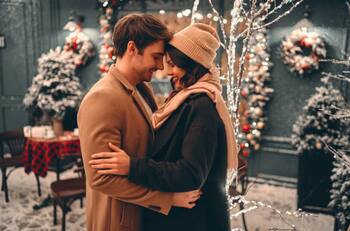 Planes románticos para disfrutar la Navidad en pareja