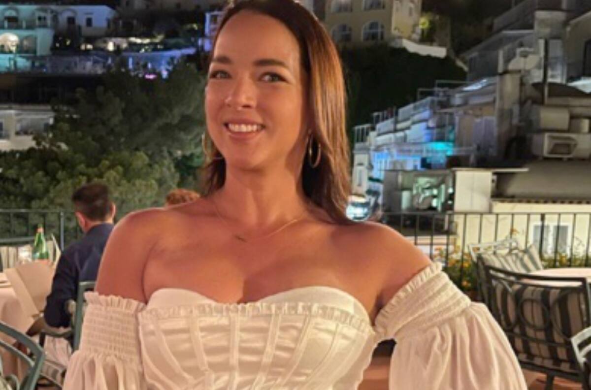 Adamari López sorprendió con un ceñido vestido que dejó ver sus atributos