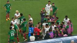 VIDEOS | Así fueron las batallas campales en el Clásico de México vs Estados Unidos: cuatro expulsados