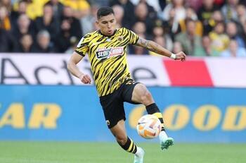 VIDEO | Golazo al ángulo de Orbelín Pineda con el AEK Athens en la Superliga de Grecia