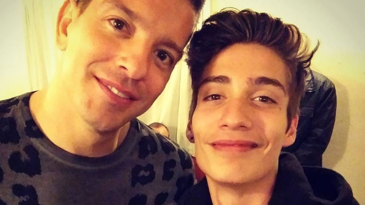 "¡Está bien rico!" Hijo de Yahir tiene deseos incestuosos con su padre
