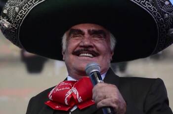 Políticos de México se despiden así de Vicente Fernández