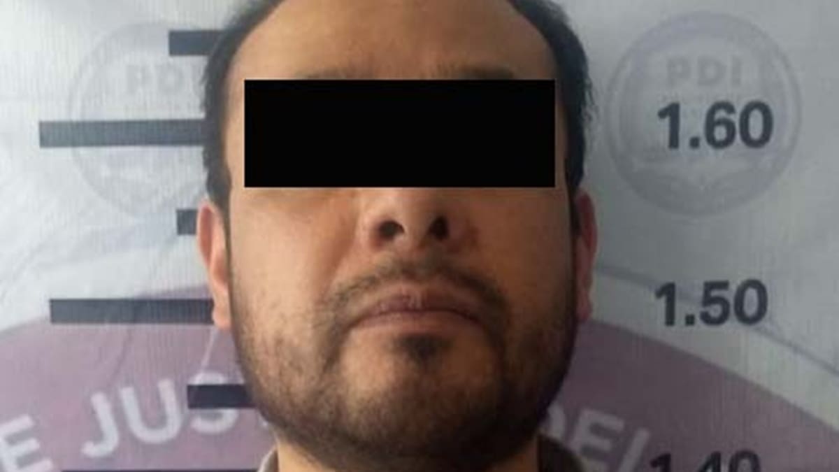 Detienen a profesor que abusaba de niños 4 años en preescolar