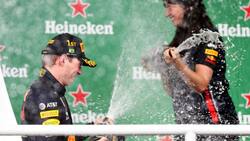 La felicitación de Hannah Schmitz a Max Verstappen tras su Bicampeonato en Fórmula 1