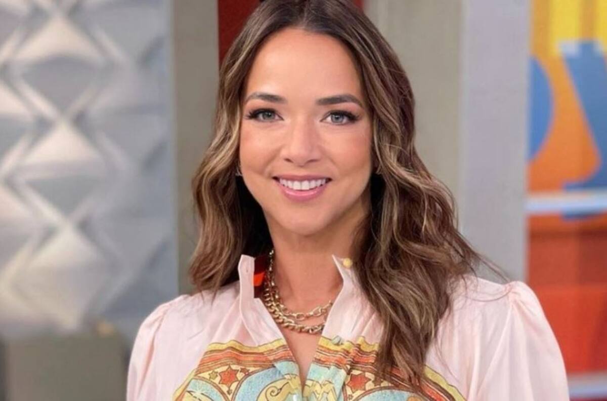 Adamari López recibe el 2022 rodeada del amor de su hija Alaïa y sus amigos