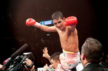 ‘Terrible’ Morales le manda recadito al Canelo Álvarez: “Es un honor pelear con mexicanos”