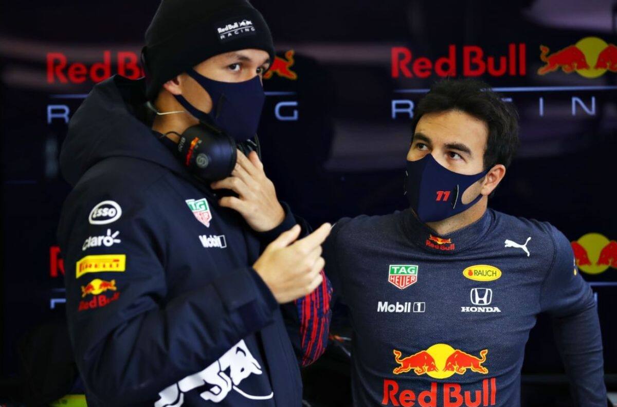 El insólito cuestionamiento de Alex Albon a Checo Pérez y Red Bull