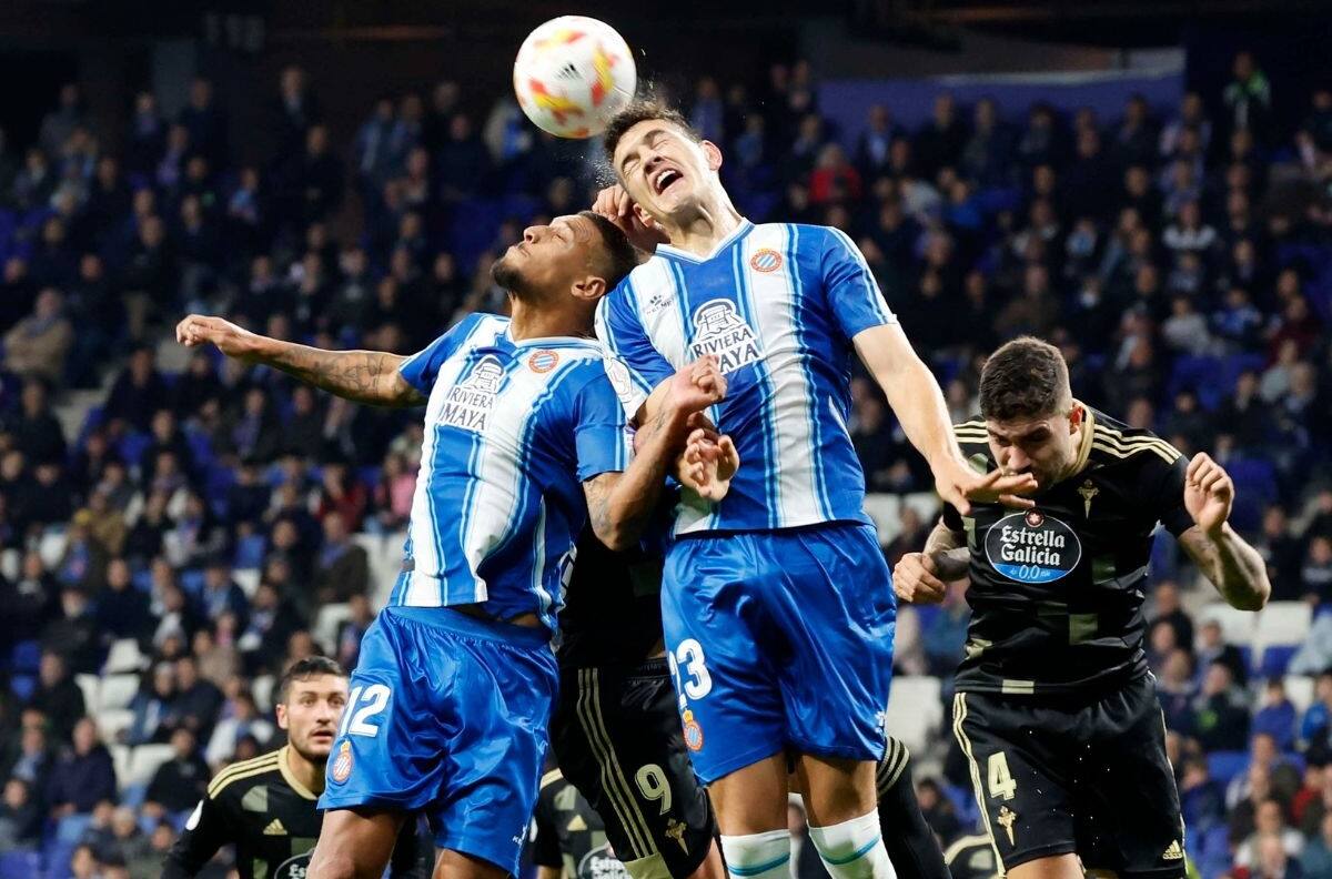 César Montes debuta con el Espanyol y aparece entre los mejor calificados en la Copa del Rey