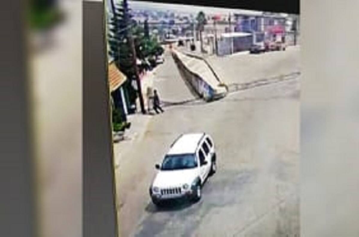 Secuestro de tres mujeres es captado por cámara de seguridad