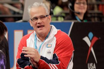 Exentrenador de gimnasia olímpica de EE.UU. se suicidó tras acusaciones por agresión sexual