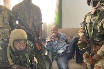 Videos: Militares dan golpe de estado en Guinea; capturan al presidente