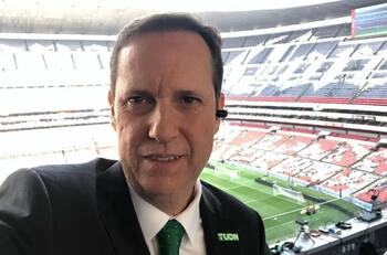 Paco Villa continúa con los mensajes negativos a Sebastián Córdova