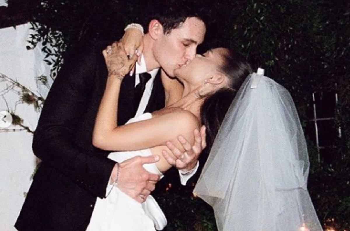 El vestido que usó Ariana Grande en su boda con Dalton Gomez tiene una maldición