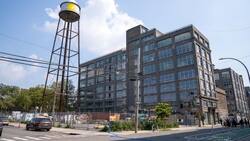 ¡Busted! La policía de Nueva York impide un grafiti de Super Mario Bros