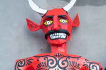 ¿Qué es la tradicional quema de Judas y cuál es su significado?