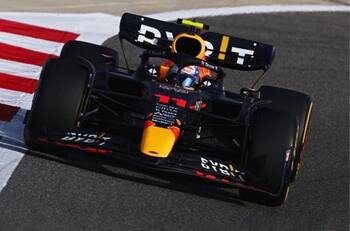 Checo Pérez tiene claro que el rival a vencer en el GP de Bahrein será Ferrari