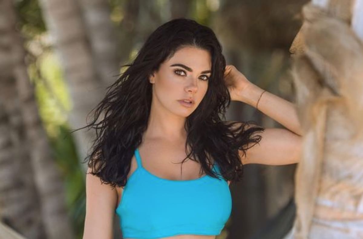 Livia Brito impacta las redes y presume su abdomen plano