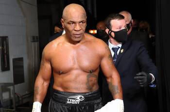 La razón por la que Mike Tyson se encuentra en silla de ruedas