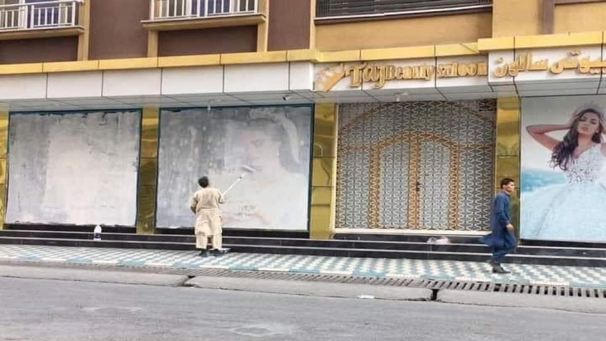 ¿Qué pasa en Afganistán con las mujeres?