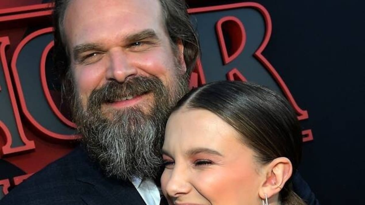 David Harbour declara que realmente le preocupa Millie Bobby Brown