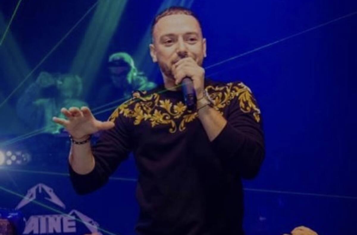 Pee Wee pide al esposo de Alicia villareal lo invite al documental de los Kumbia Kings