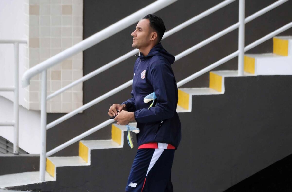Por fin llegó Keylor Navas a Costa Rica: Listo para enfrentar a México