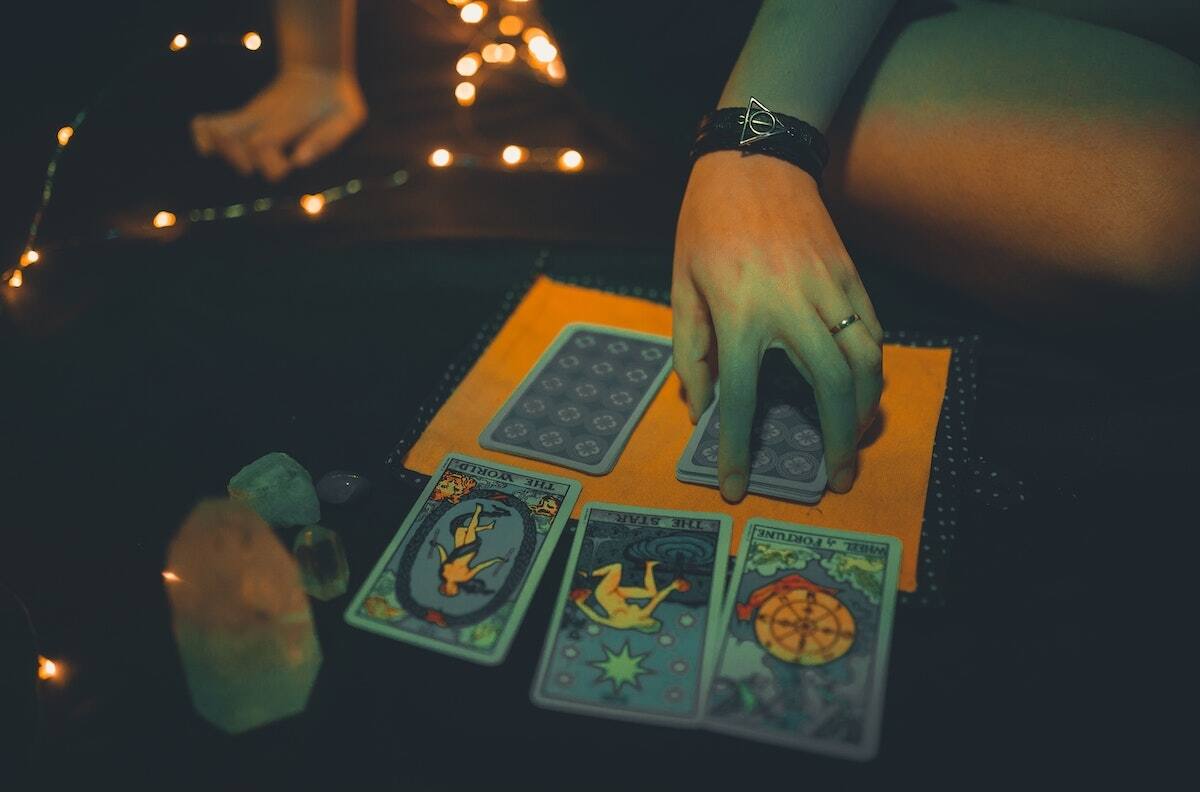 Tarot gratis de hoy 9 de enero del 2023: predicciones de amor, salud y dinero