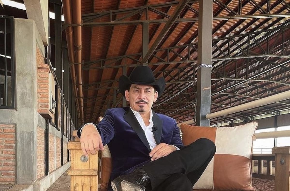 José Manuel Figueroa ratifica ante fiscalía su denuncia contra Farina Chaparro