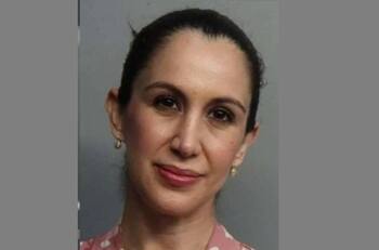 Detienen a maestra por tener intimidad con un alumno de 14 años; está embarazada