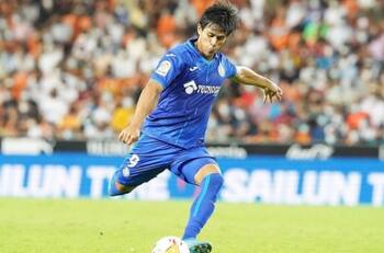 El movido verano de los mexicanos con rumbo a Europa