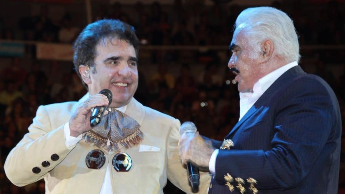 Vicente Fernandez Jr. responde a los rumores sobre la muerte de su padre