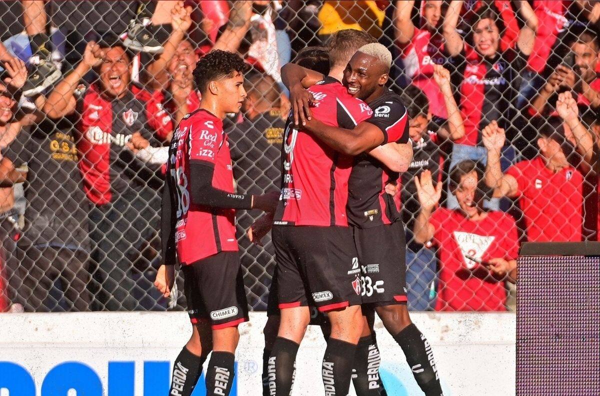 La Liga MX anunció drástica decisión tras violencia en el Querétaro vs Atlas