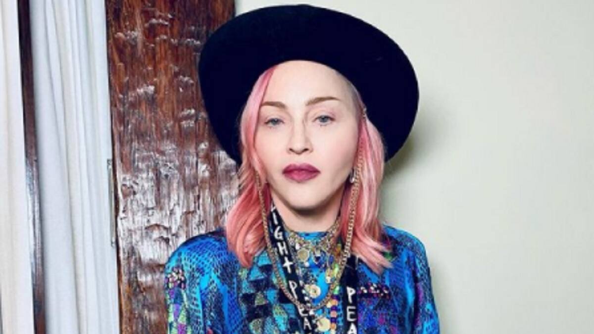 Madonna es acusada de poner su cabeza en el cuerpo de una fan con photoshop