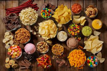 Salud: Estos son 5 alimentos que dañan tu piel ¡La envejecen!