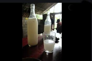 Mueren 11 personas por consumir alcohol adulterado en funeral