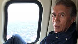 Operan al cantante José María Napoleón por lesión en el hombro