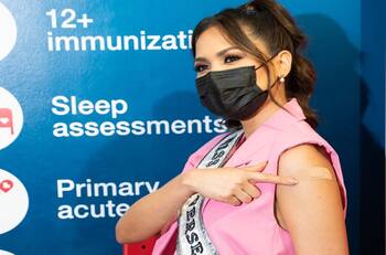 Andrea Meza recibe vacuna contra covid-19 y lo presume en redes