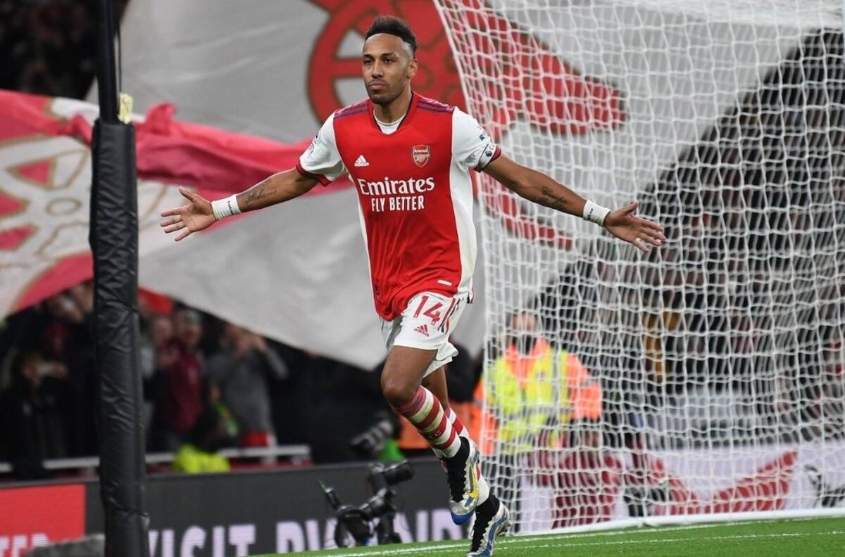 Barcelona tendría en la mira a Aubameyang, pero su alto salario sería un obstáculo