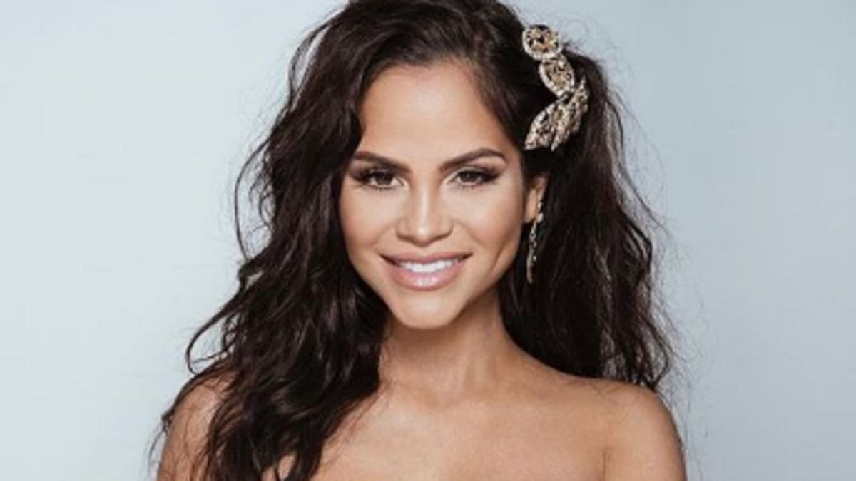 Natti Natasha presume su pancita de embarazo con un tierno video