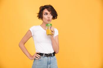 Salud: Limpia tu intestino de manera natural con esta bebida