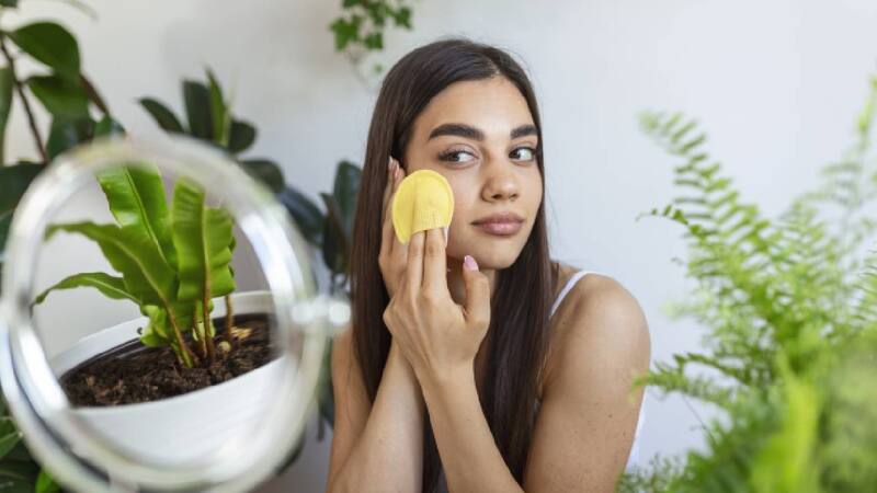 Obtén una piel de porcelana con este remedio casero (Foto: Freepik).